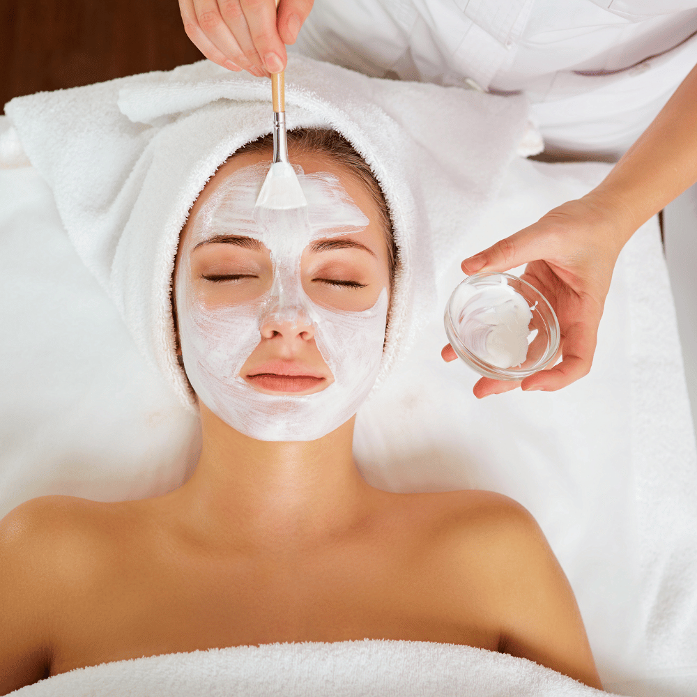 Lotus Herbals – Whitening & Glow Facial